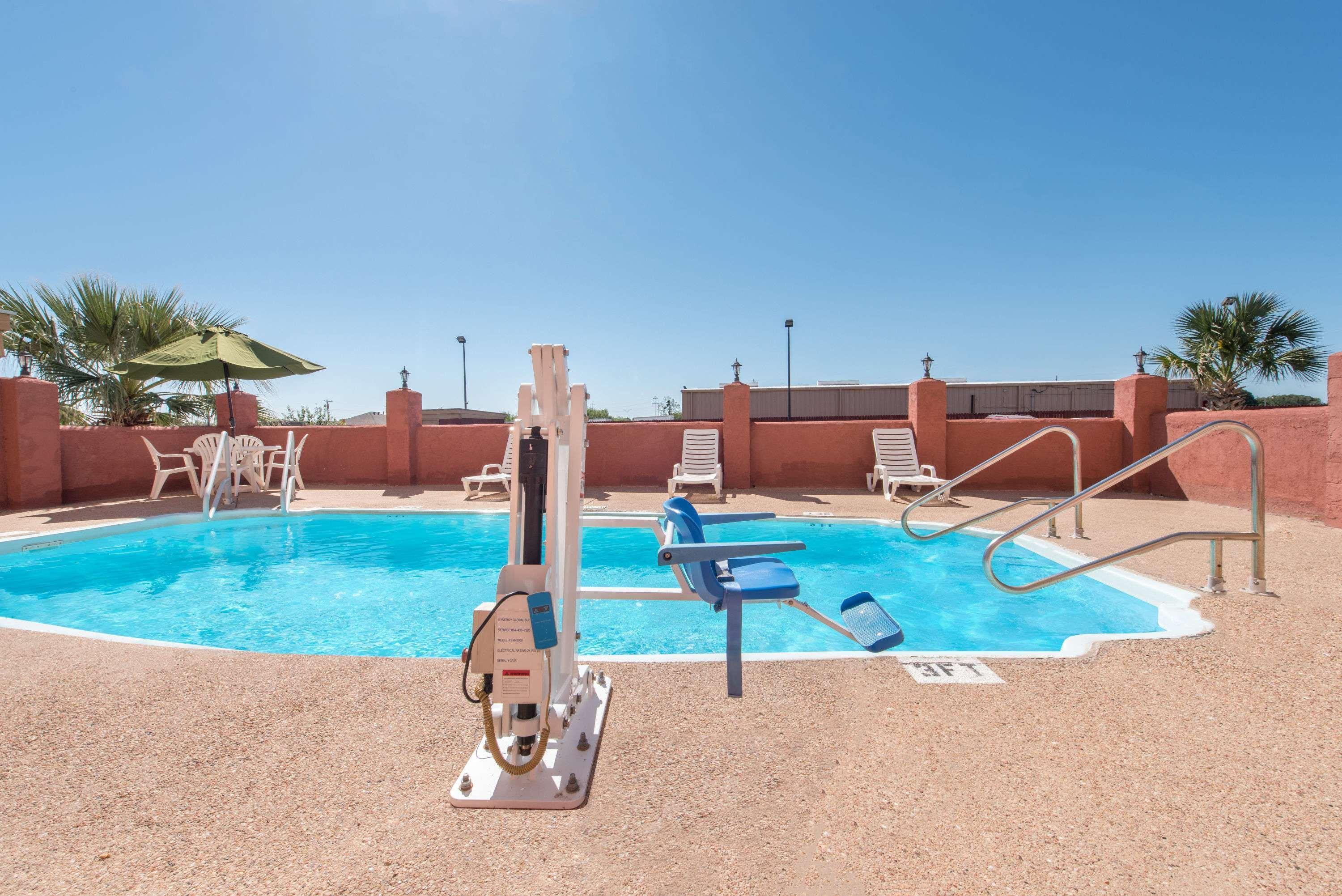Super 8 By Wyndham Abilene South Hotel Luaran gambar